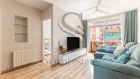 Exterior view of Flat for sale in  Barcelona Capital  with Heating, Parquet flooring and Balcony