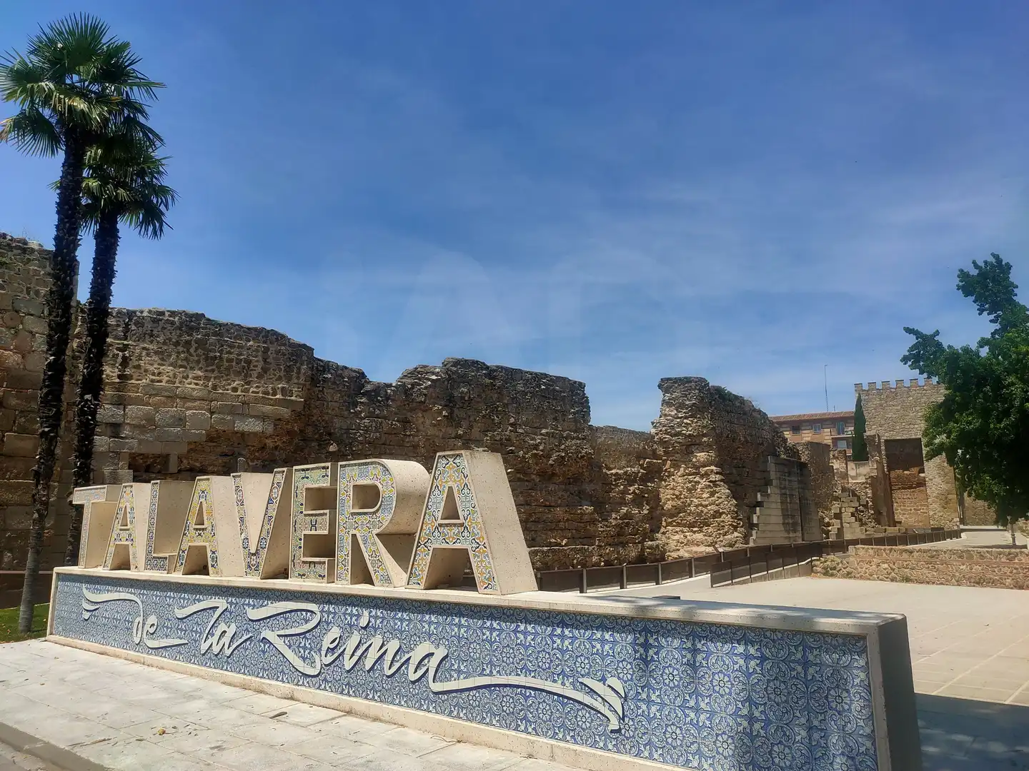 Vista exterior de Pis de lloguer en Talavera de la Reina amb Aire condicionat, Calefacció i Piscina