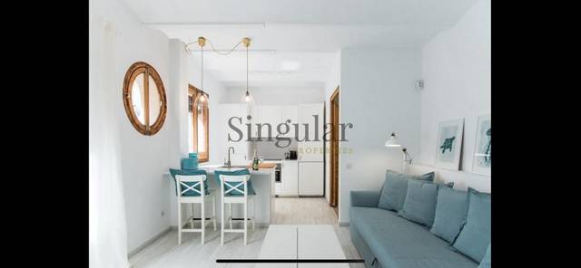 Apartamento en Venta en Calle SANT ELM en La Barceloneta