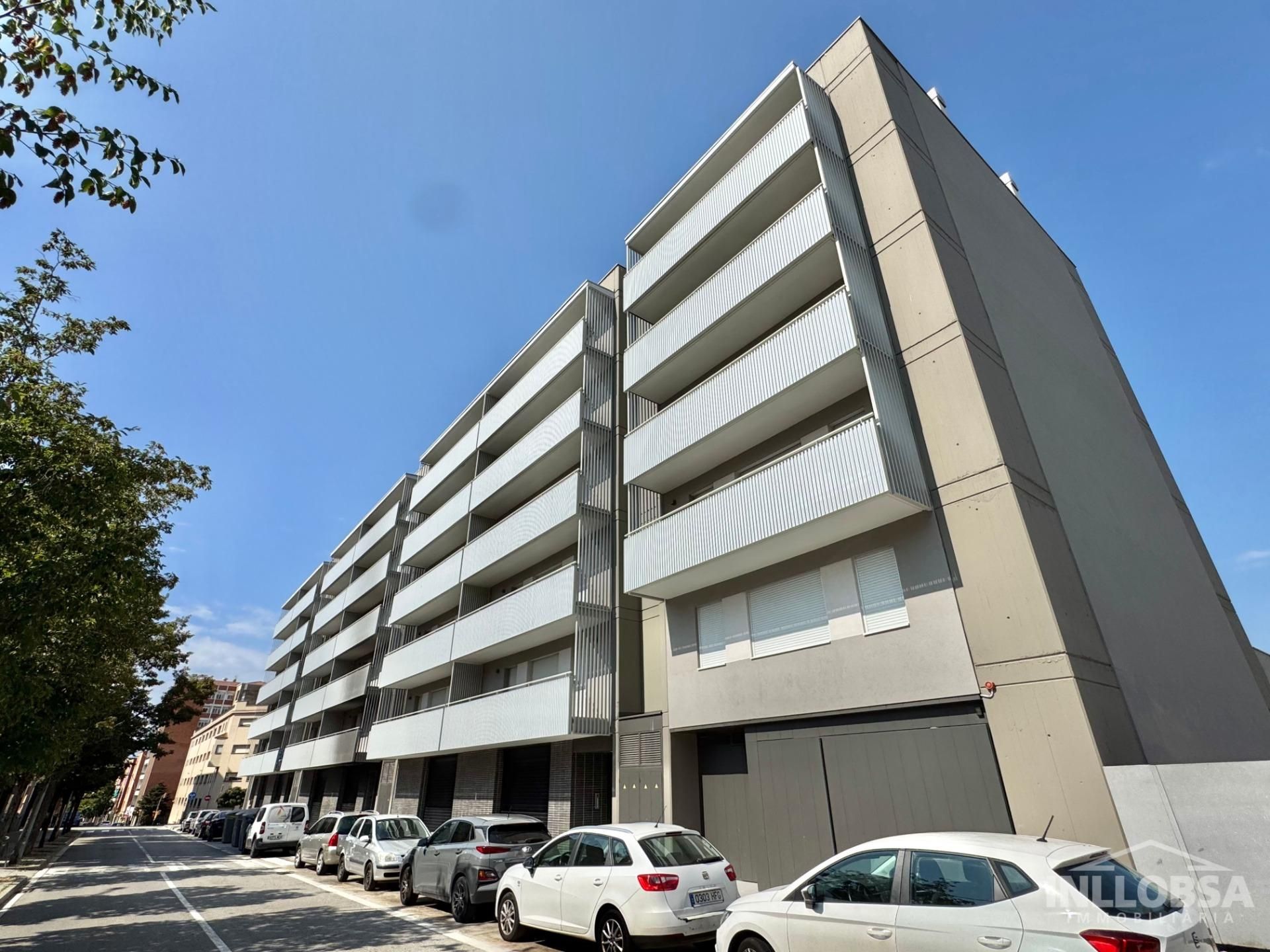 Vista exterior de Piso en venta en Manresa con Calefacción, Trastero y Balcón