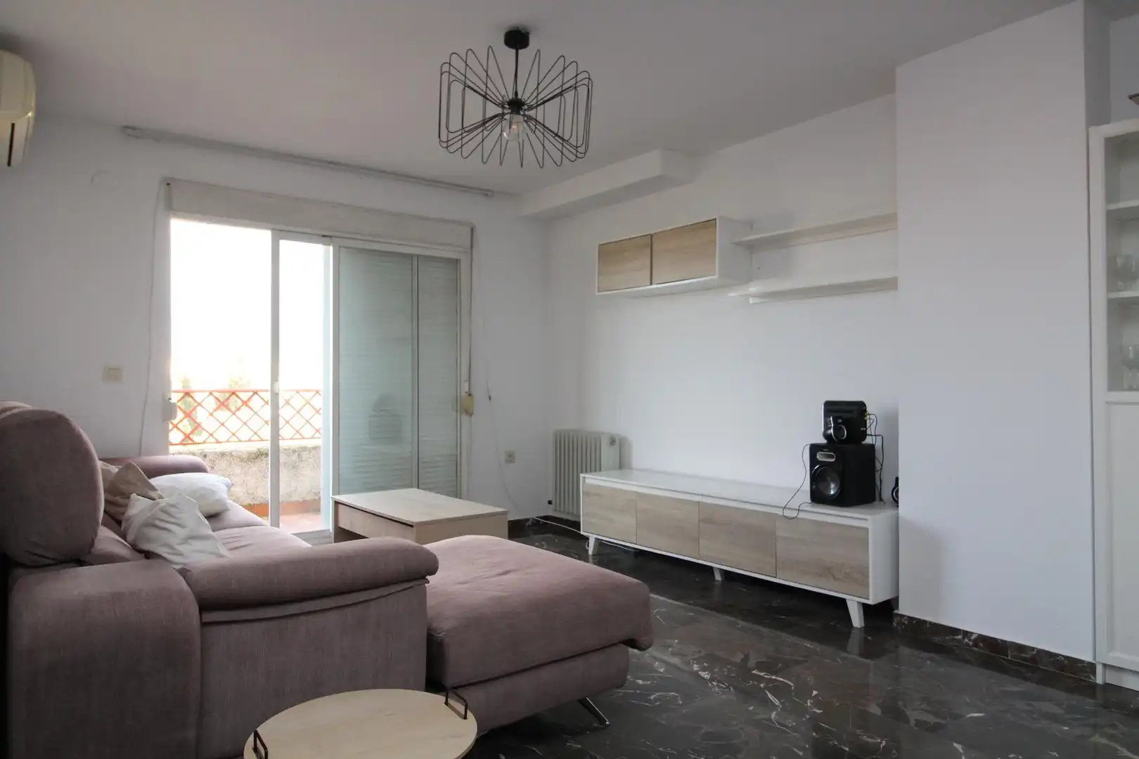 Sala de estar de Piso de alquiler en Granada con Aire acondicionado, Calefacción y Terraza