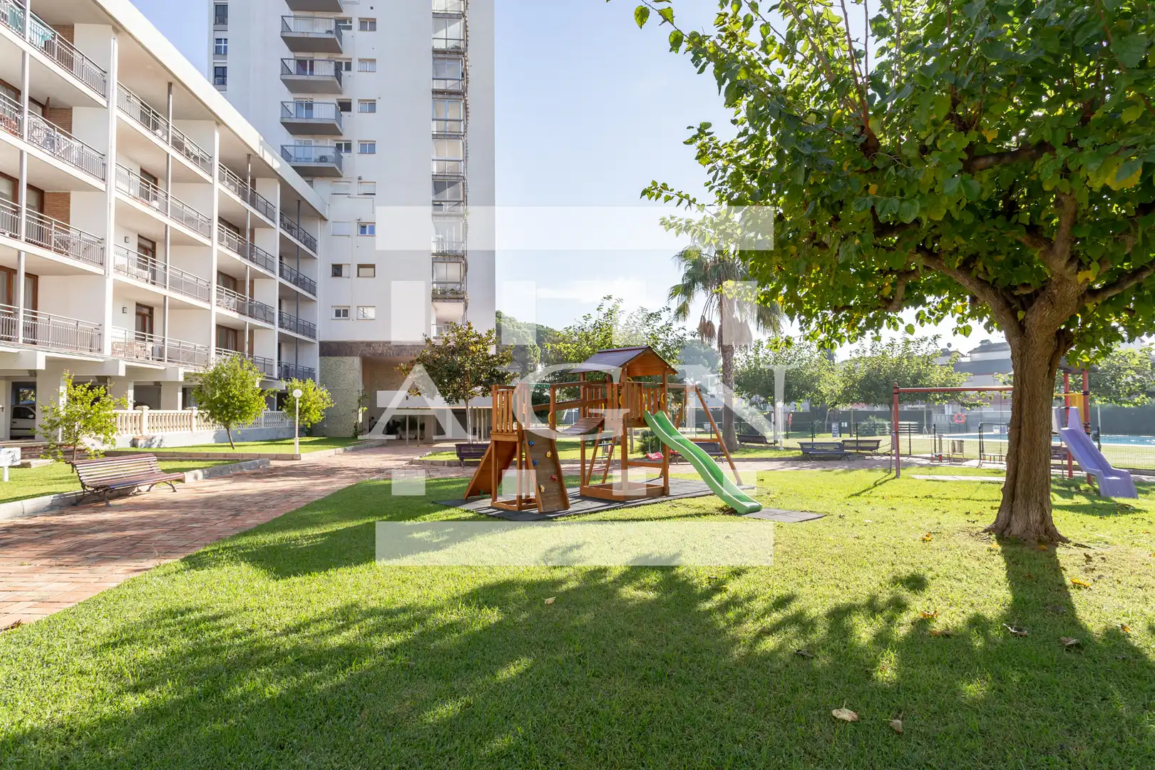 Jardín de Piso en venta en Cambrils con Calefacción, Terraza y Amueblado