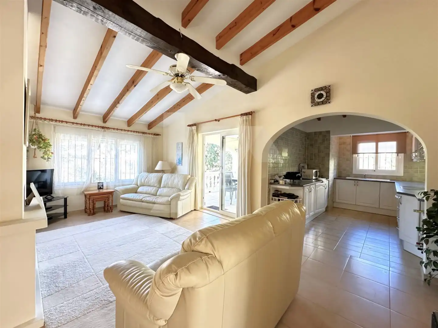Sala de estar de Casa o chalet en venta en Benissa con Aire acondicionado, Calefacción y Jardín privado