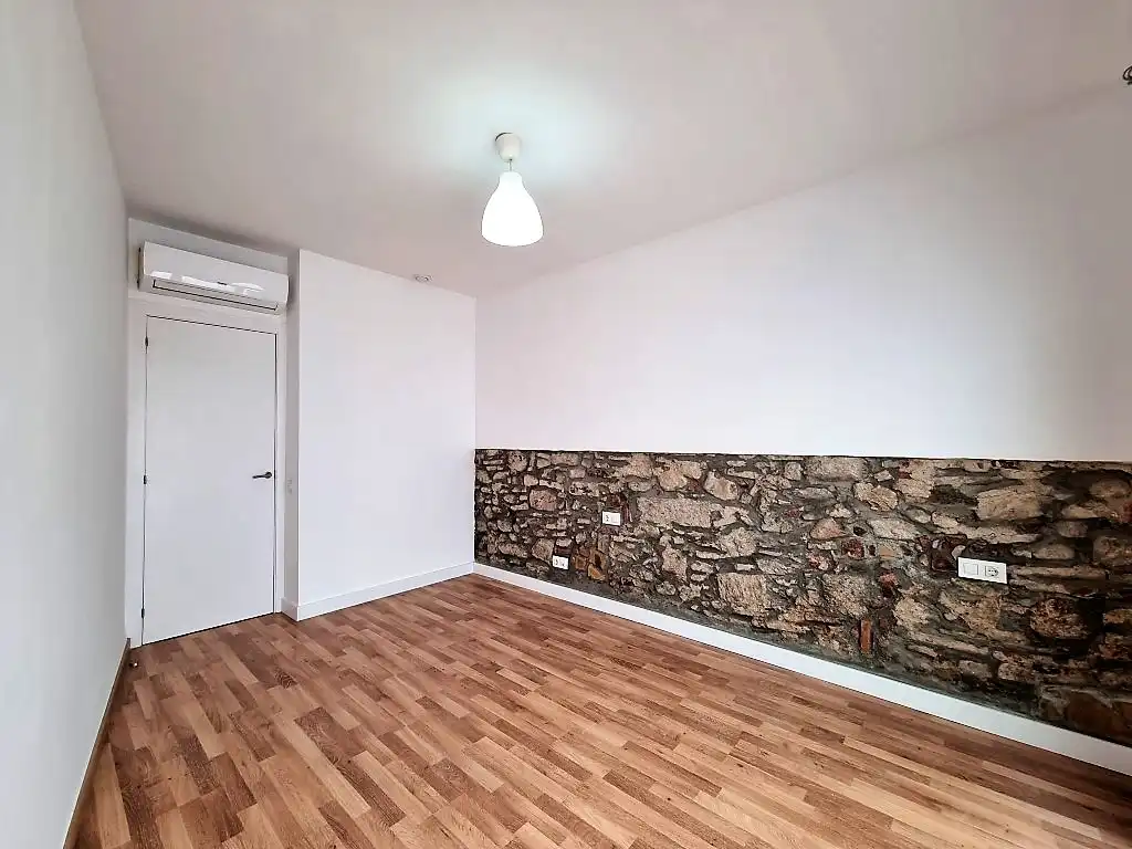 Flat for sale in Caldes de Montbui  with Air Conditioner, Heating and Parquet flooring