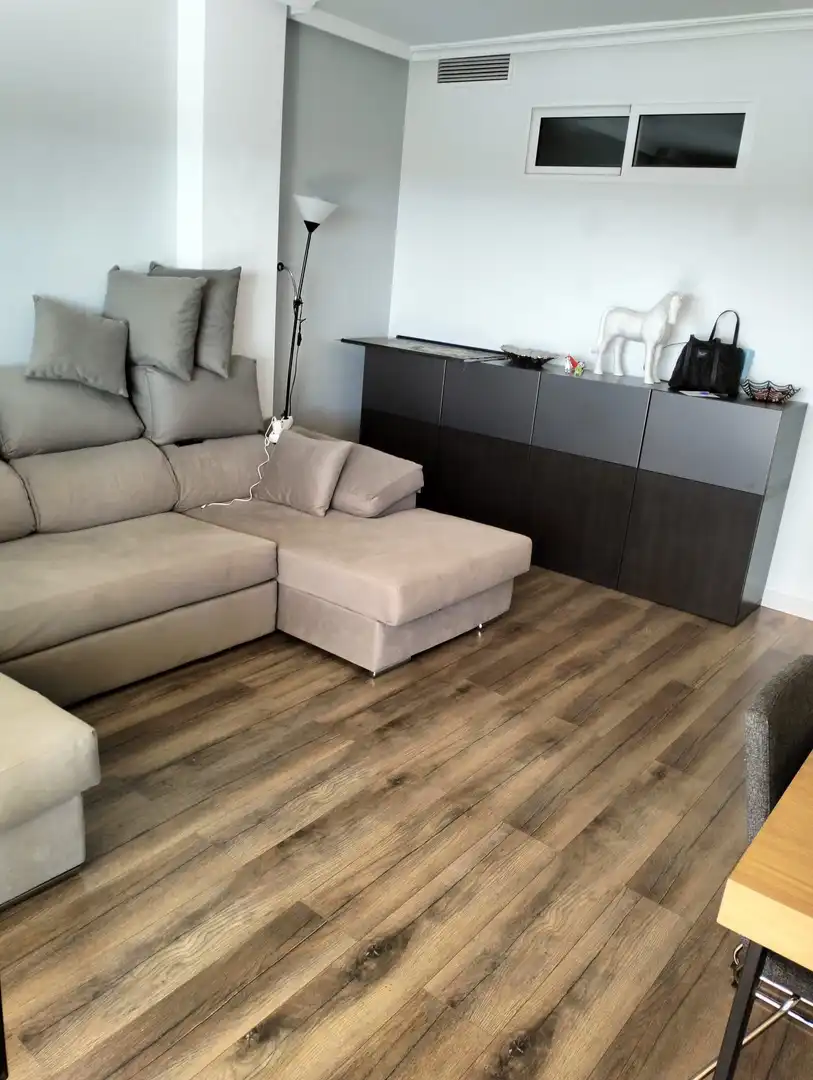 Sala d'estar de Apartament en venda en Benalmádena amb Piscina comunitària