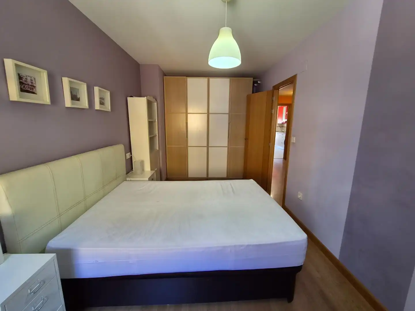 Dormitori de Apartament en venda en Ponferrada amb Calefacció, Traster i Moblat
