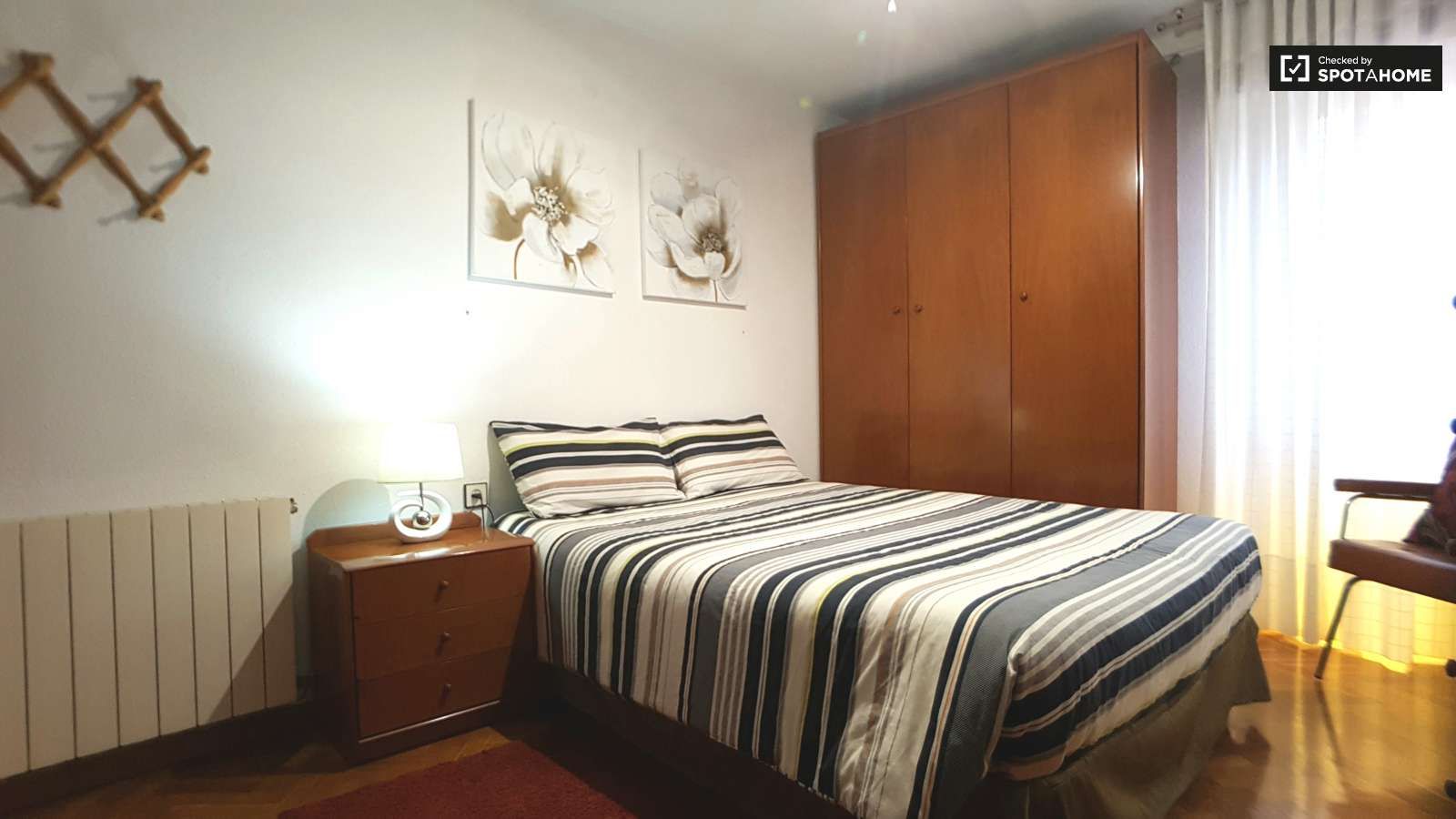 Habitación de Piso para compartir en  Barcelona Capital con Aire acondicionado, Calefacción y Terraza