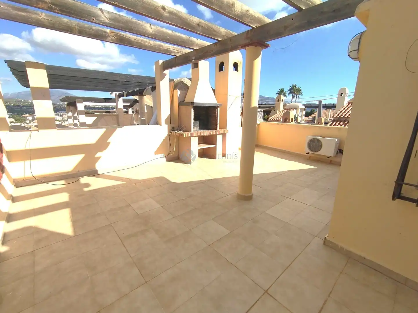 Casa aparellada amb piscina en venda a Otari, imagen 9
