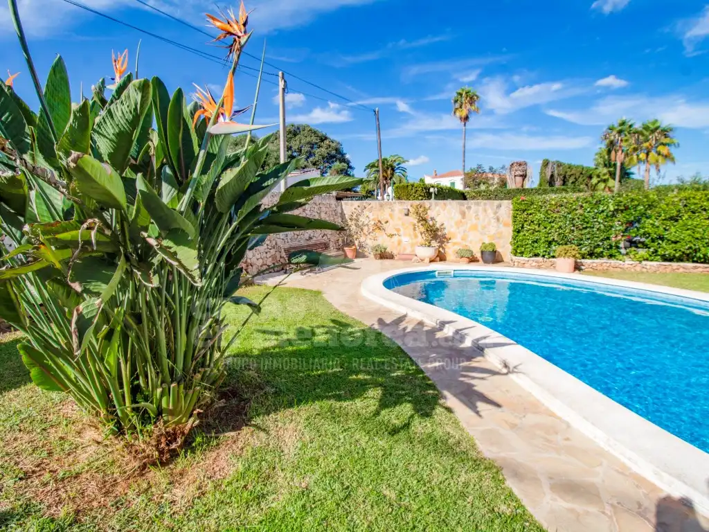 Jardín de Finca rústica en venta en Es Castell con Aire acondicionado, Jardín privado y Piscina