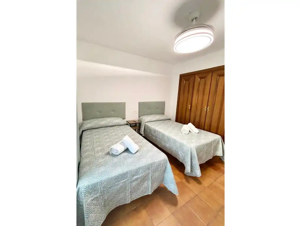 Habitación de Piso de alquiler en Torrox con Terraza, Piscina y Piscina comunitaria