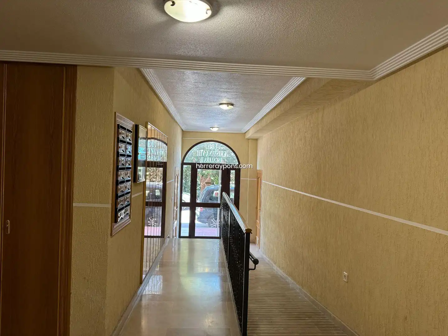 Flat for sale in Murcia  with Air Conditioner and Storage room