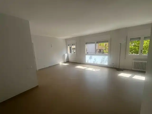 Living room of Flat for rent in Sant Cugat del Vallès  with Heating and Oven