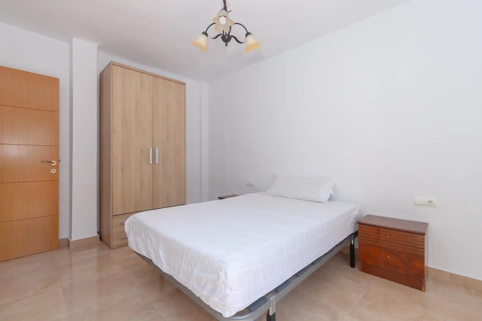 Piso en venta en AYALA, Parque Ayala - Jardín de la Abadía - Huelín