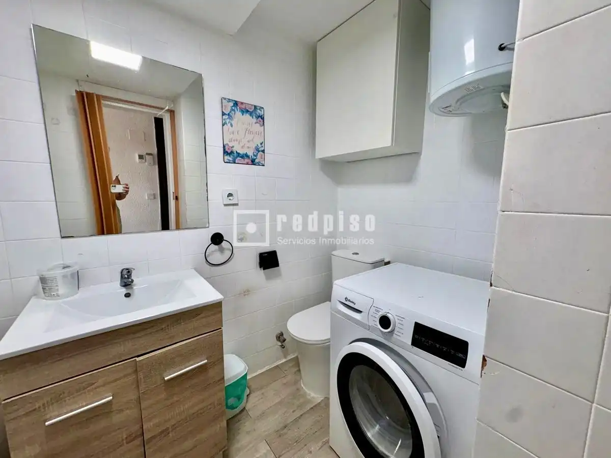 Badezimmer von Wohnung zur Miete in Torremolinos mit Klimaanlage, Terrasse und Möbliert