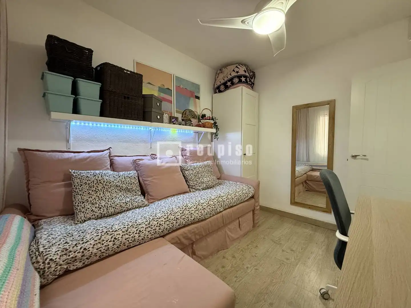 Bedroom of Flat for sale in Málaga