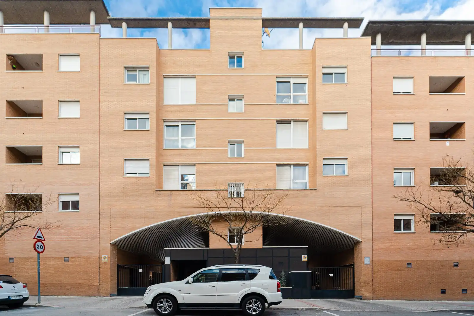 Vista exterior de Pis en venda en Madrid amb Traster