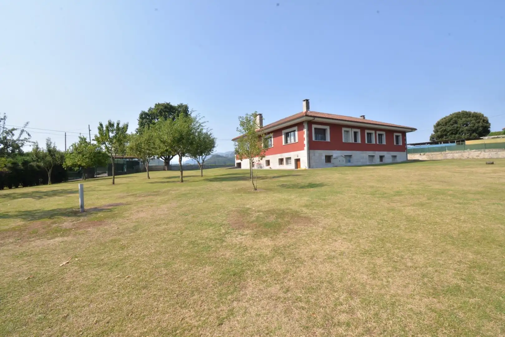 Jardín de Casa o chalet en venta en Oviedo  con Calefacción, Jardín privado y Terraza