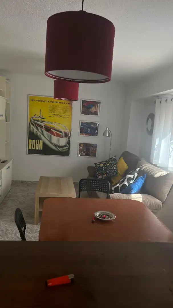 Sala de estar de Planta baja para compartir en Granada con Aire acondicionado, Amueblado y Horno