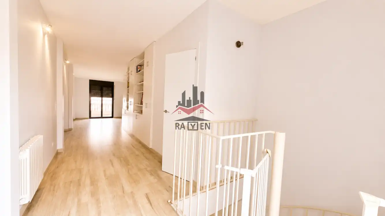 Dúplex en venda en Figueres amb Calefacció