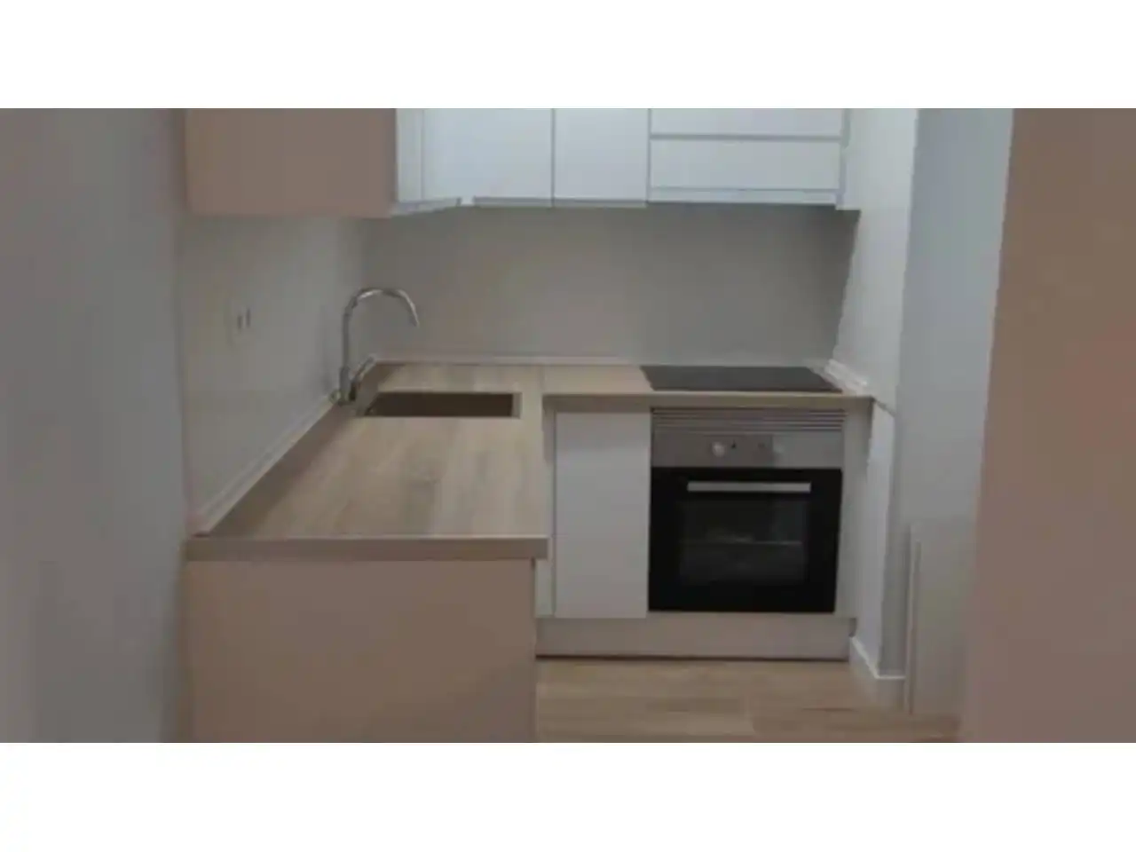 Kitchen of Study for sale in  Barcelona Capital  with Parquet flooring and Furnished