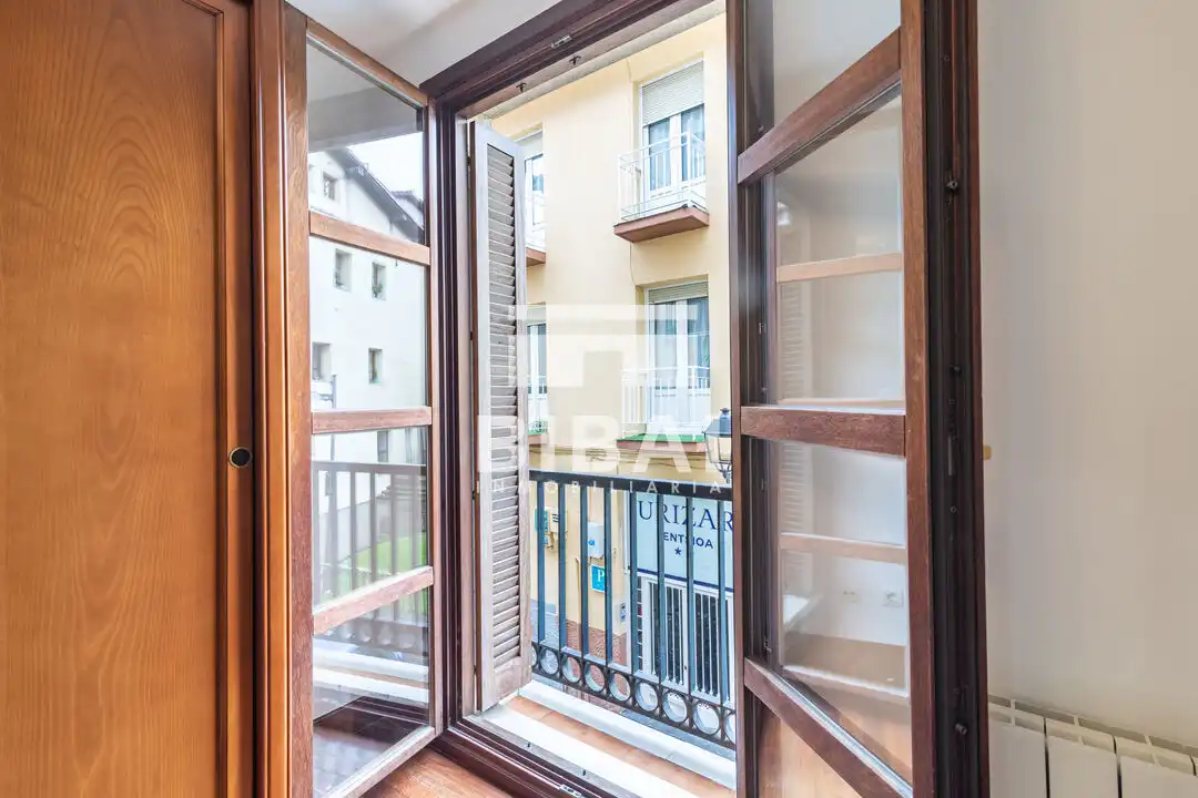 Terraza de Piso en venta en Arrasate / Mondragón con Calefacción y Balcón