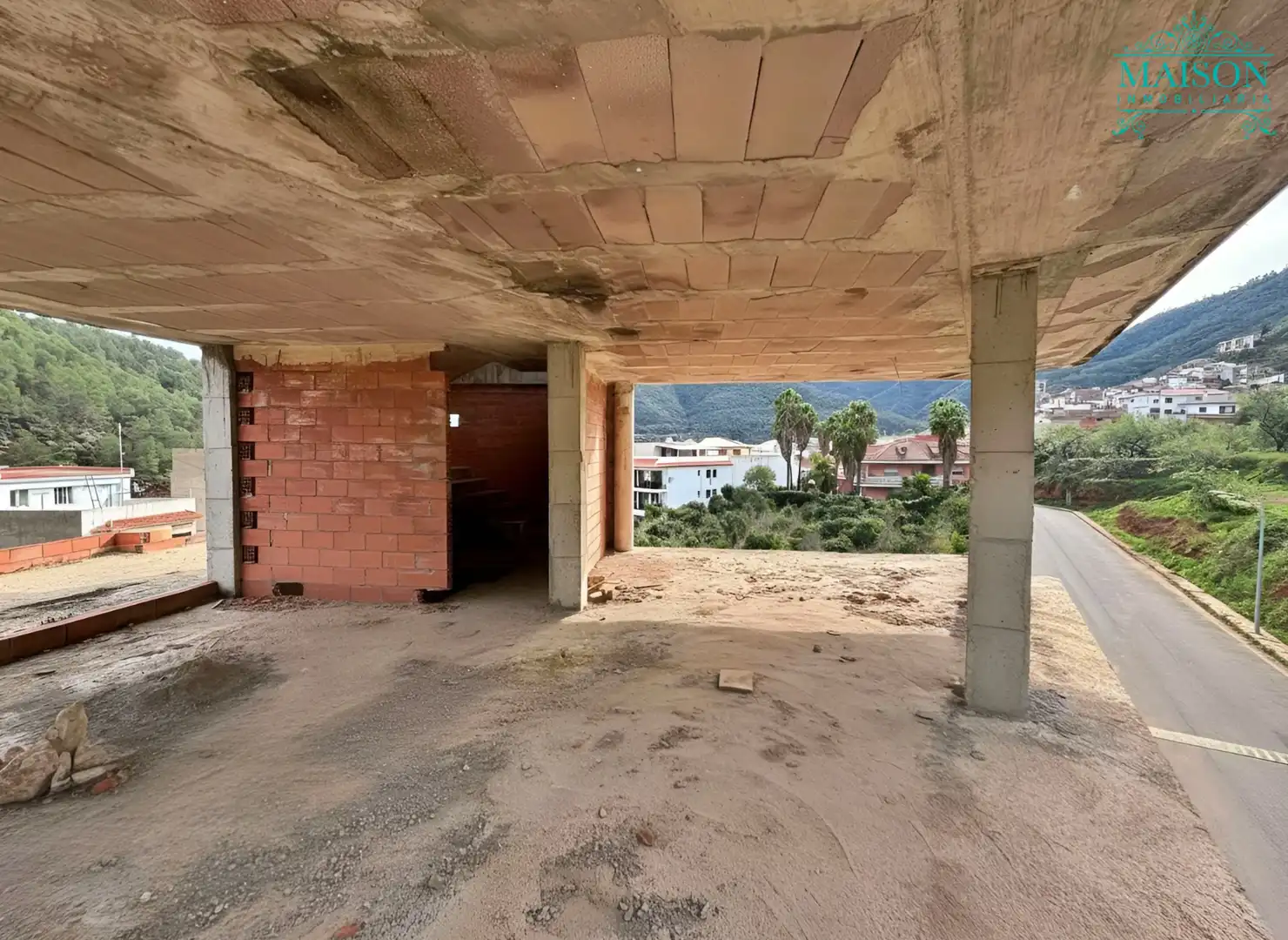 Casa adosada en venda en Eslida