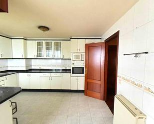 Kitchen of Flat for sale in Salvaterra de Miño  with Balcony