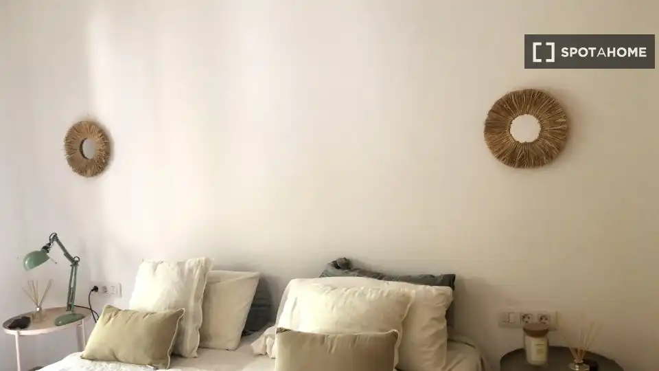 Room in S'Estanyol
