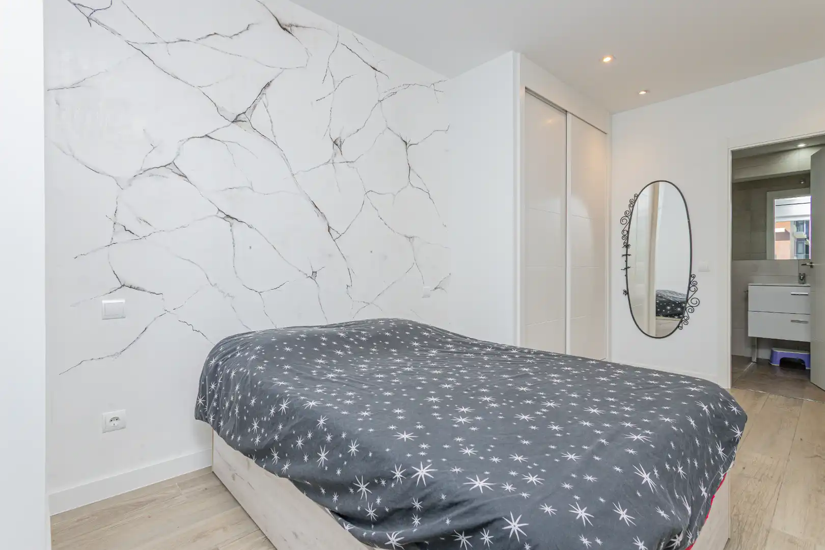 Schlafzimmer von Wohnung zum Verkauf in Madrid mit Heizung, Terrasse und Abstellraum