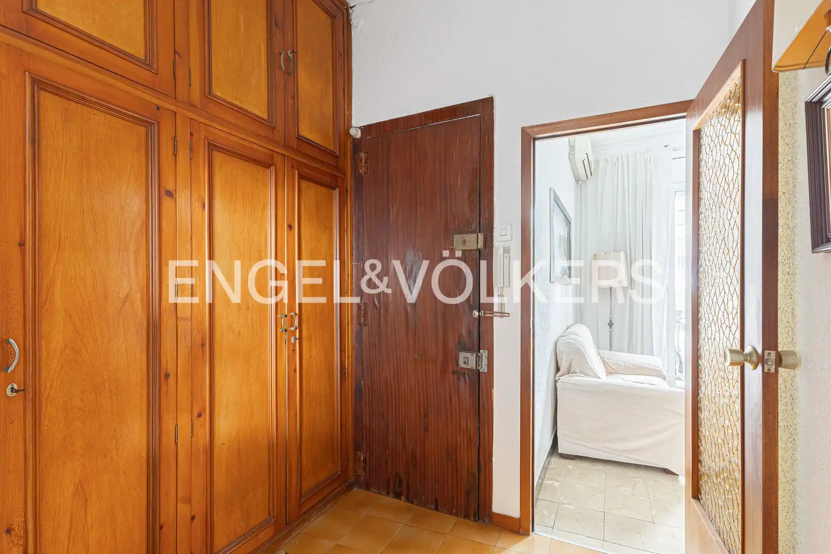 Piso en venta en Barcelona con Aire acondicionado, Calefacción y Terraza
