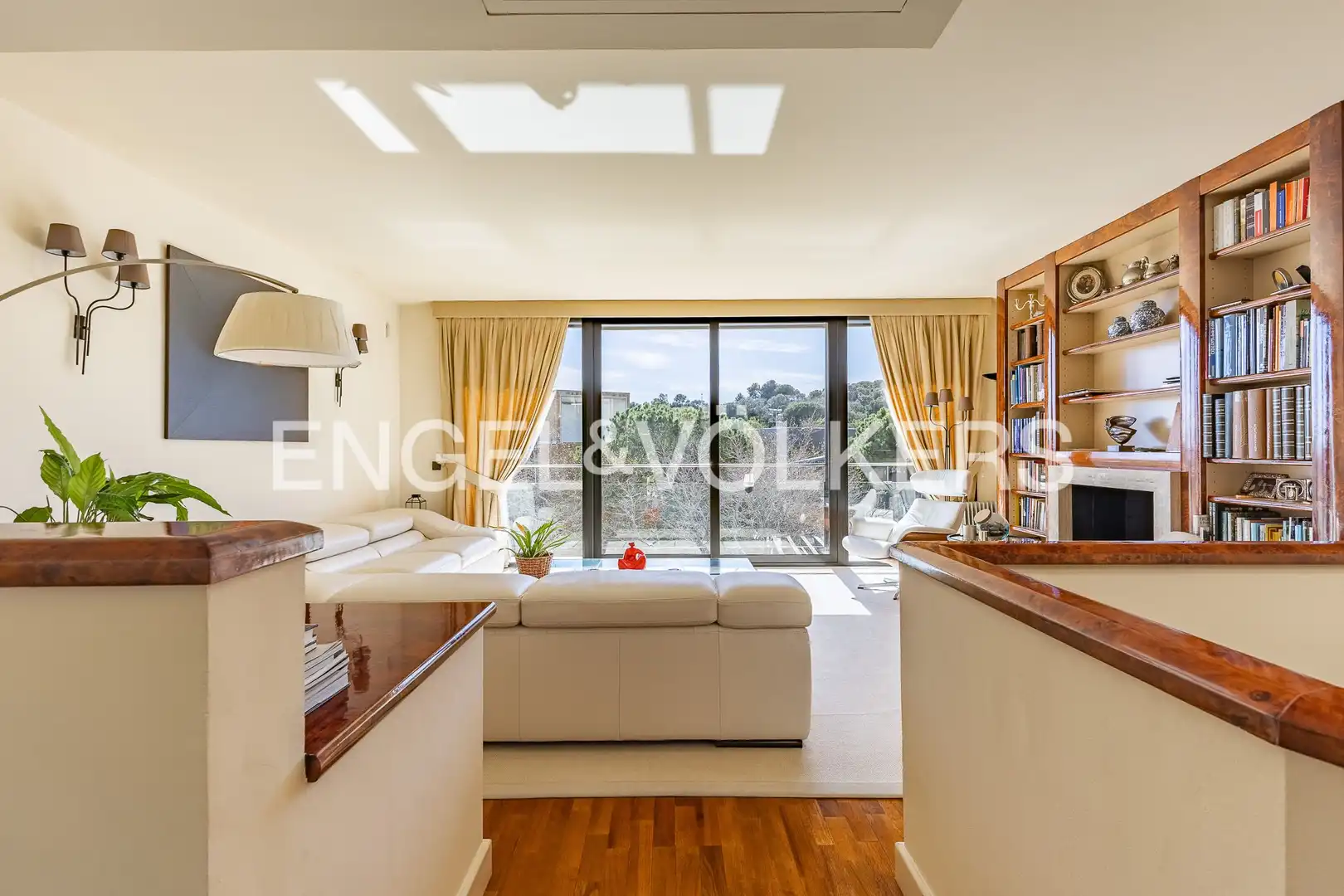 Sala de estar de Casa o chalet en venta en Barcelona con Aire acondicionado, Calefacción y Jardín privado