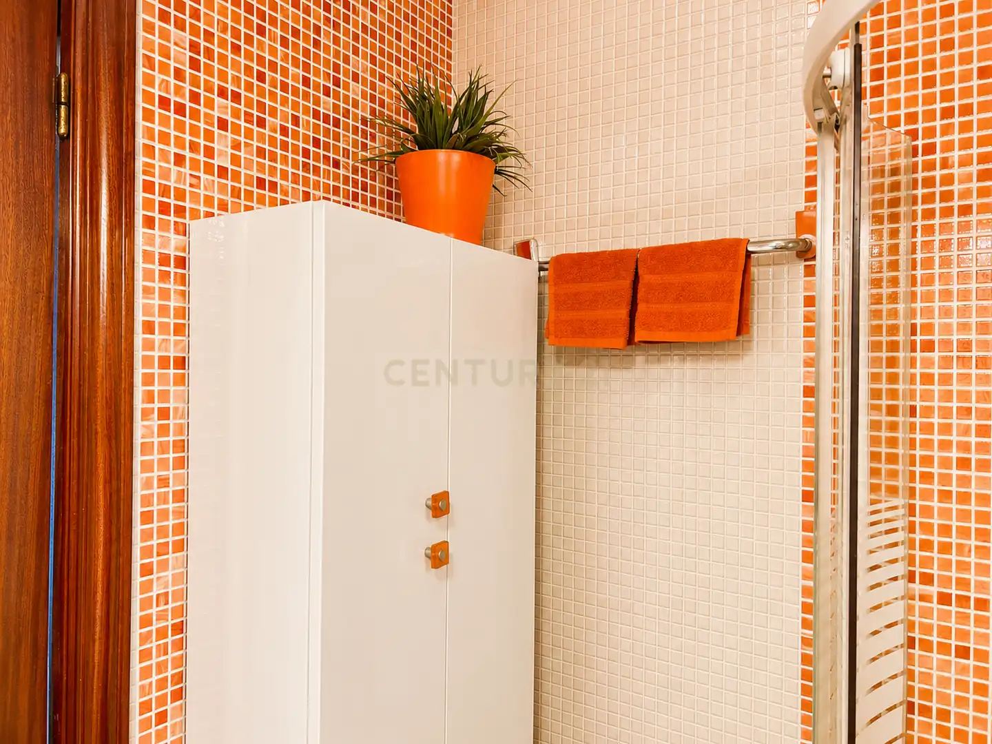 Baño de Piso en venta en Majadahonda con Aire acondicionado