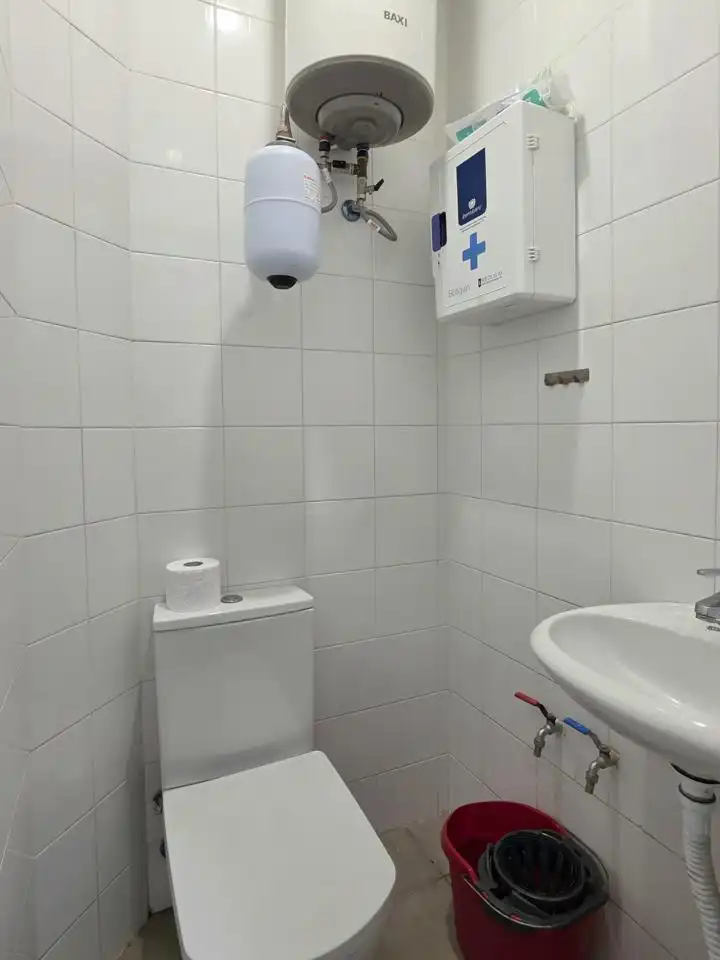Business premises for sale in Carreño Miranda 52, imagen 4