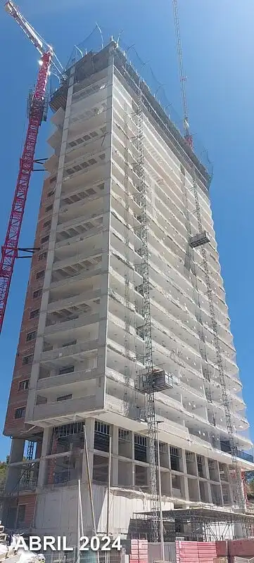 Apartament amb terrassa en venda a Via Parque, imagen 31