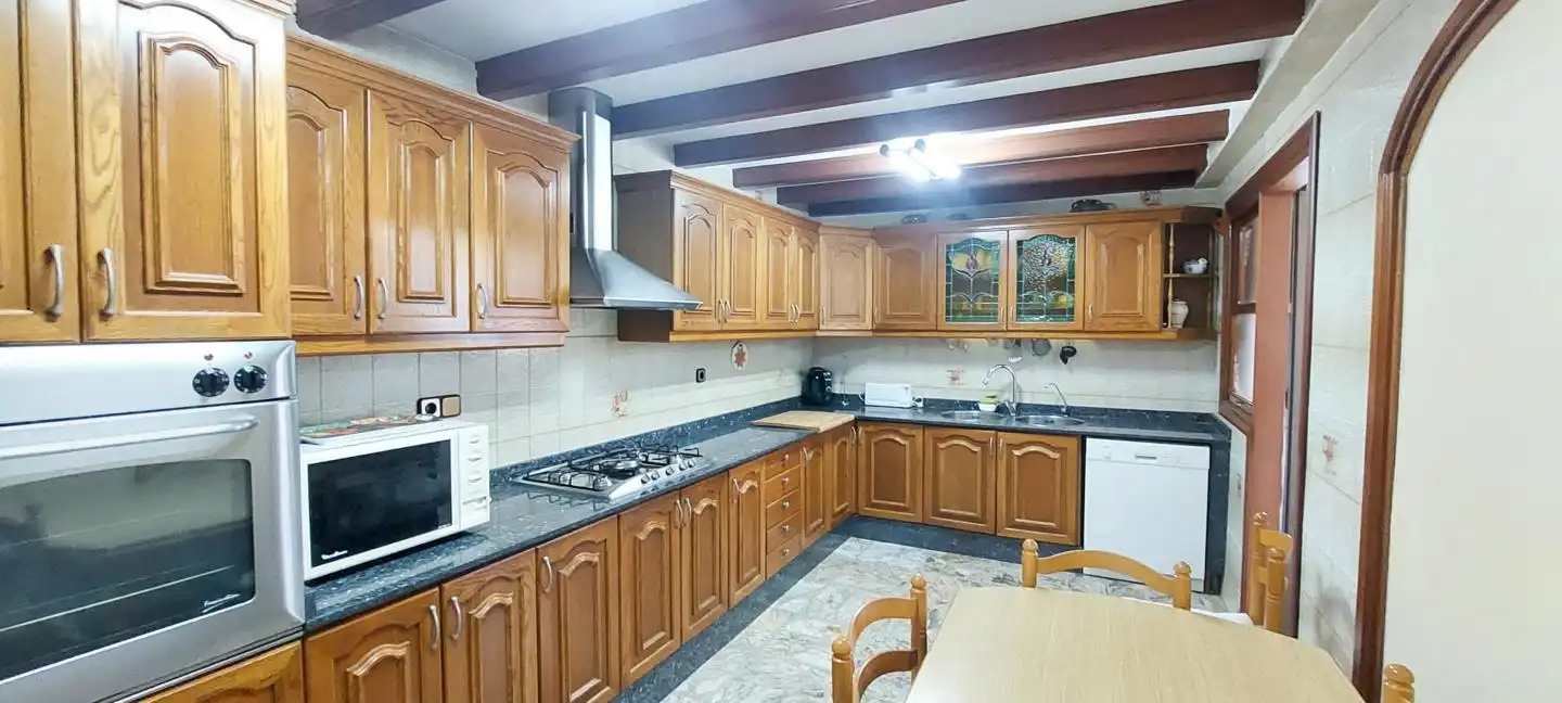 Cocina de Piso de alquiler en Elche / Elx con Amueblado y Balcón