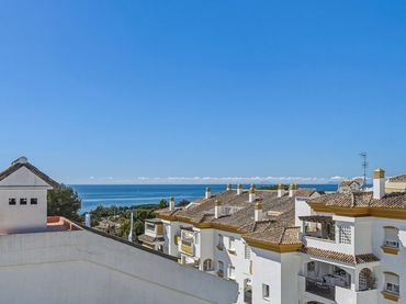 Penthouse mit Balkon zum Verkauf in Calle Teba 4