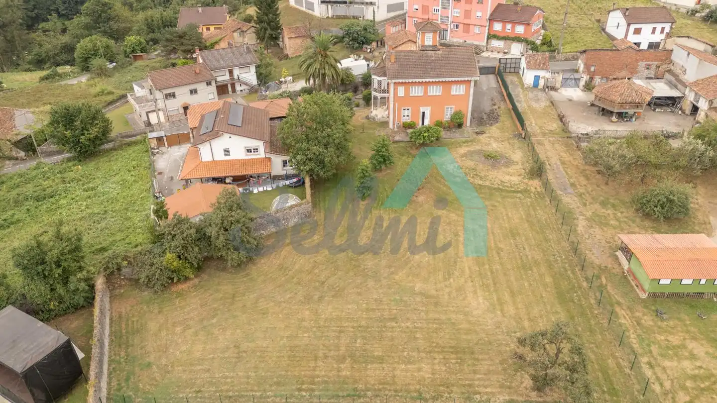 Casa o chalet en venta en Ribera de Arriba con Jardín privado, Terraza y Balcón