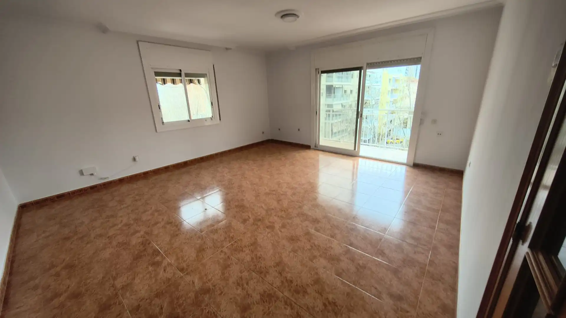 Sala de estar de Piso en venta en Vilanova i la Geltrú con Aire acondicionado y Calefacción