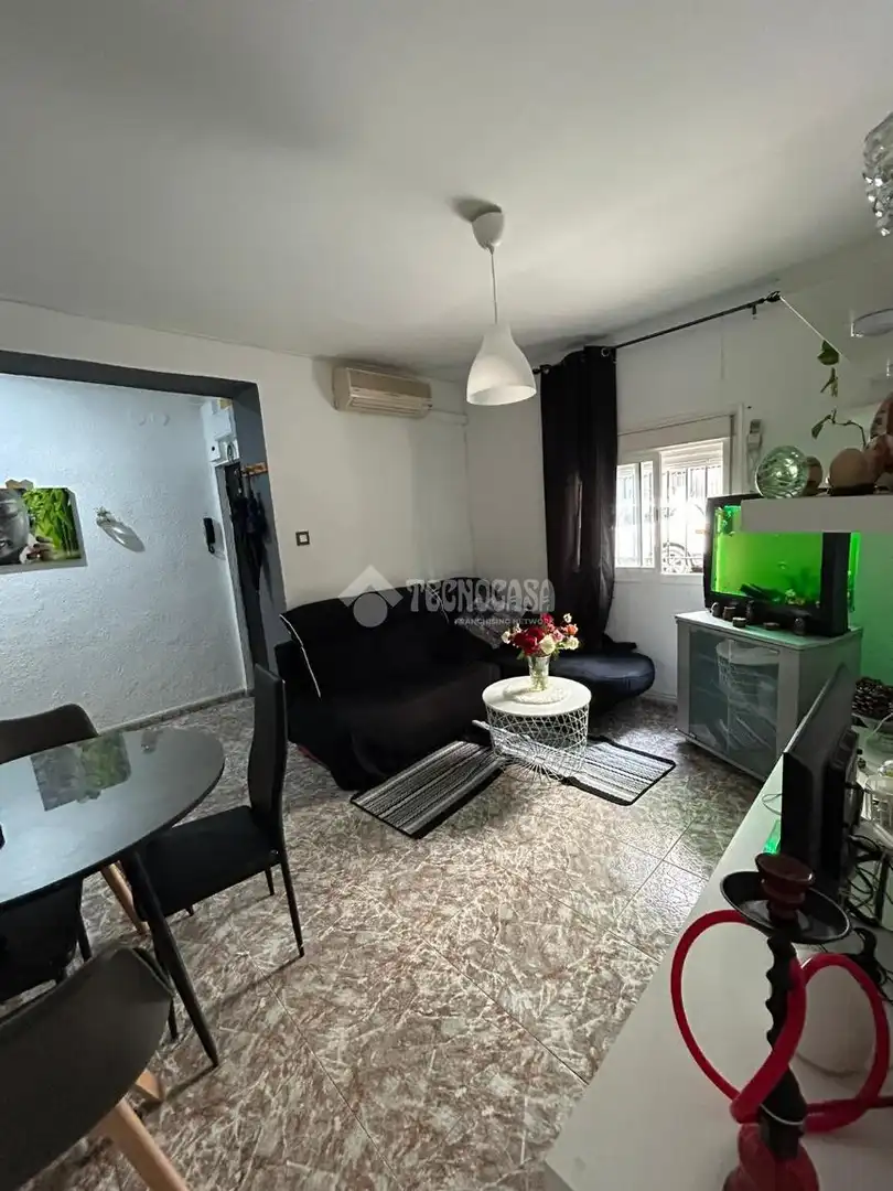 Living room of Flat for sale in Sevilla