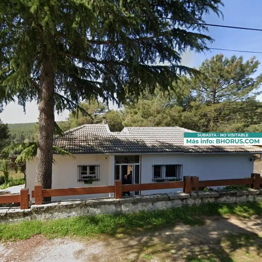 Exterior view of Houses for sale in Las Navas del Marqués   with Private garden