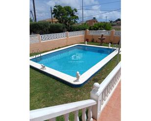 Piscina de Casa o xalet en venda en Castellón de la Plana / Castelló de la Plana amb Aire condicionat, Jardí privat i Terrassa