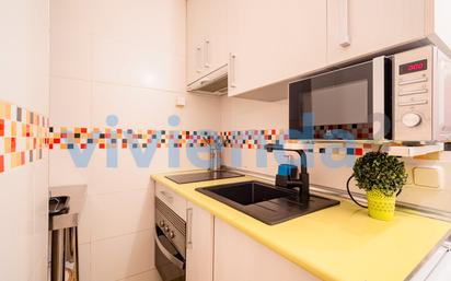 Kitchen of Flat for sale in  Madrid Capital  with Air Conditioner, Heating and Furnished