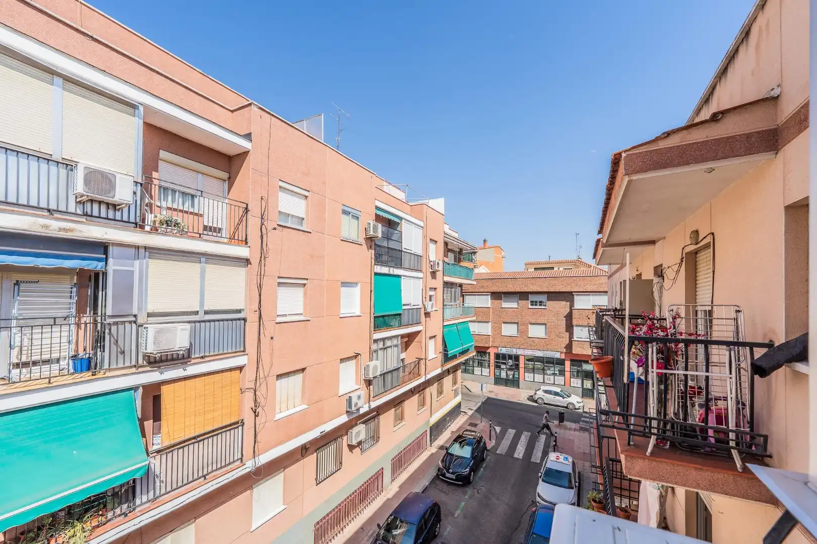 Vista exterior de Pis en venda en Alcobendas amb Aire condicionat, Calefacció i Moblat