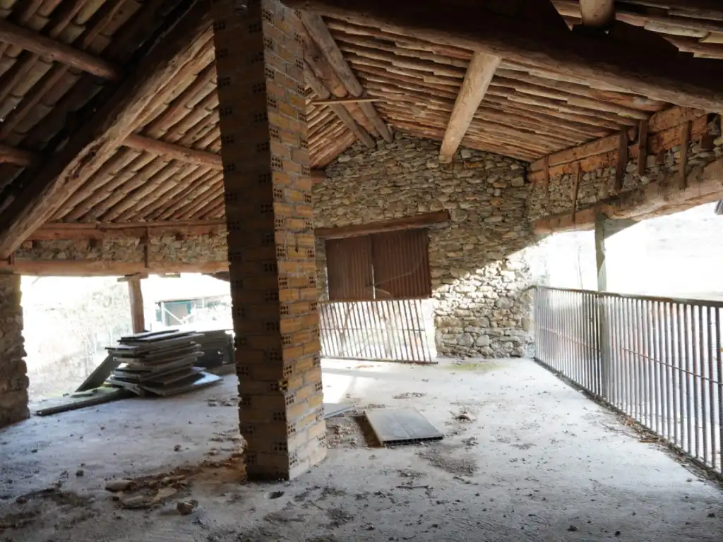 Buildings for sale in Diseminados Afueras Navarri, 1, Foradada del Toscar