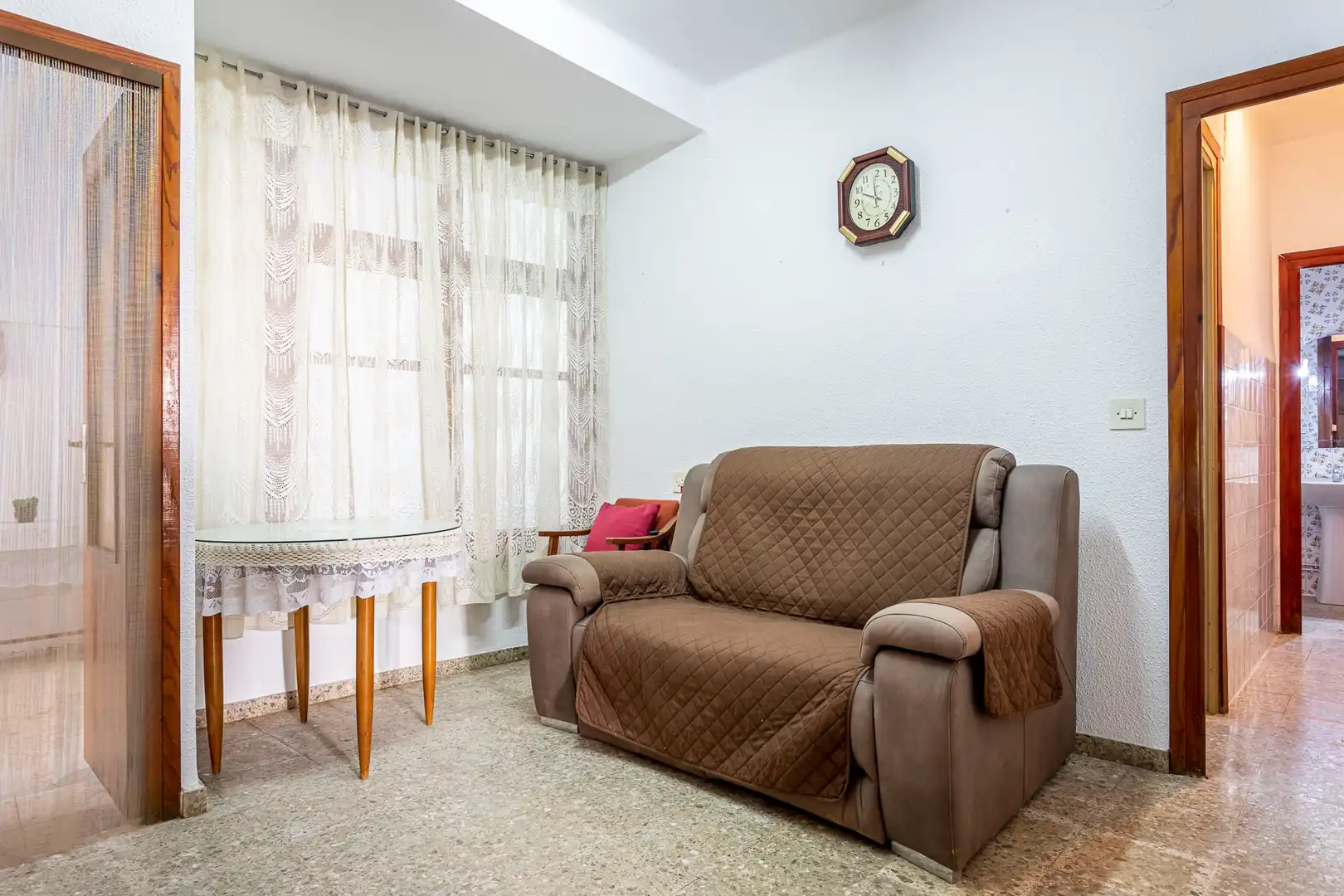 Sala d'estar de Casa o xalet en venda en Chiva amb Terrassa