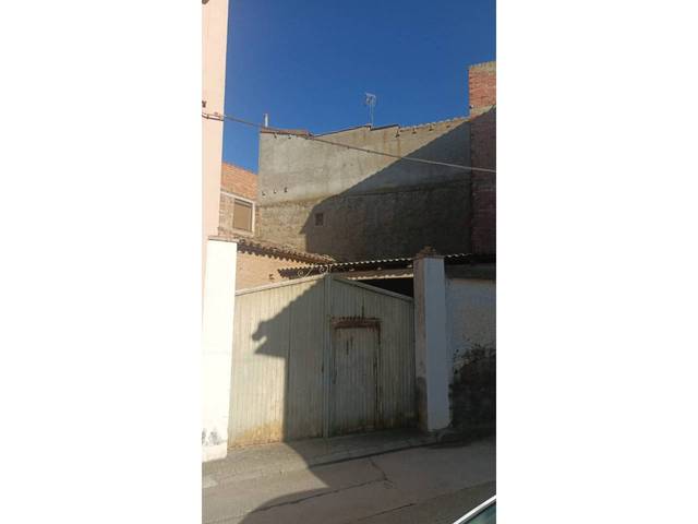 Terreno industrial en Venta en Calle Horno en Pueyo de Santa Cruz