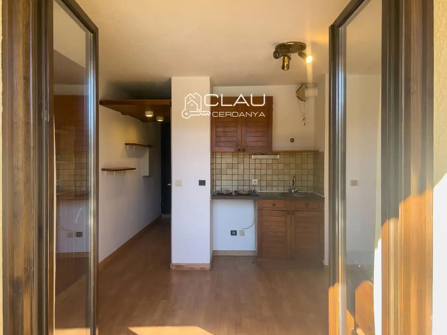 Cocina de Piso en venta en Sainte - Léocadie con Calefacción, Parquet y Terraza