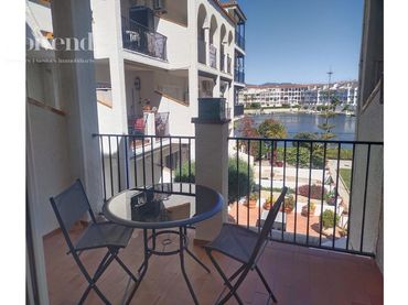 Piso con piscina en venta en Gran Lago