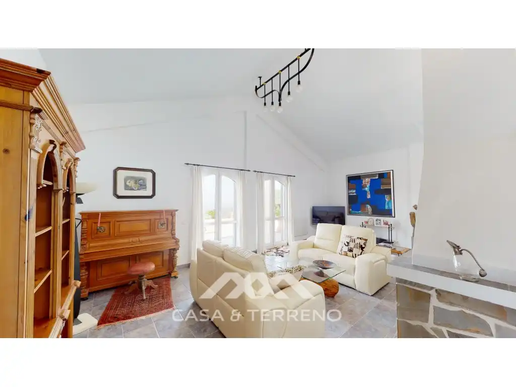 Living room of Houses for sale in Sayalonga  with Air Conditioner, Private garden and Terrace