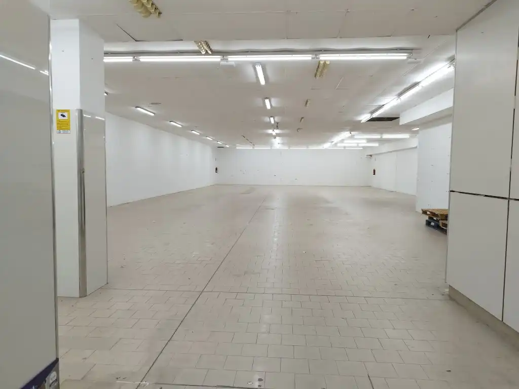 Local comercial en alquiler en Puerto, imagen 6